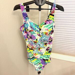 VTG Rose Marie Reid Swim Floral One Piece Shirred Pinup Retro Swimsuit Modest 14